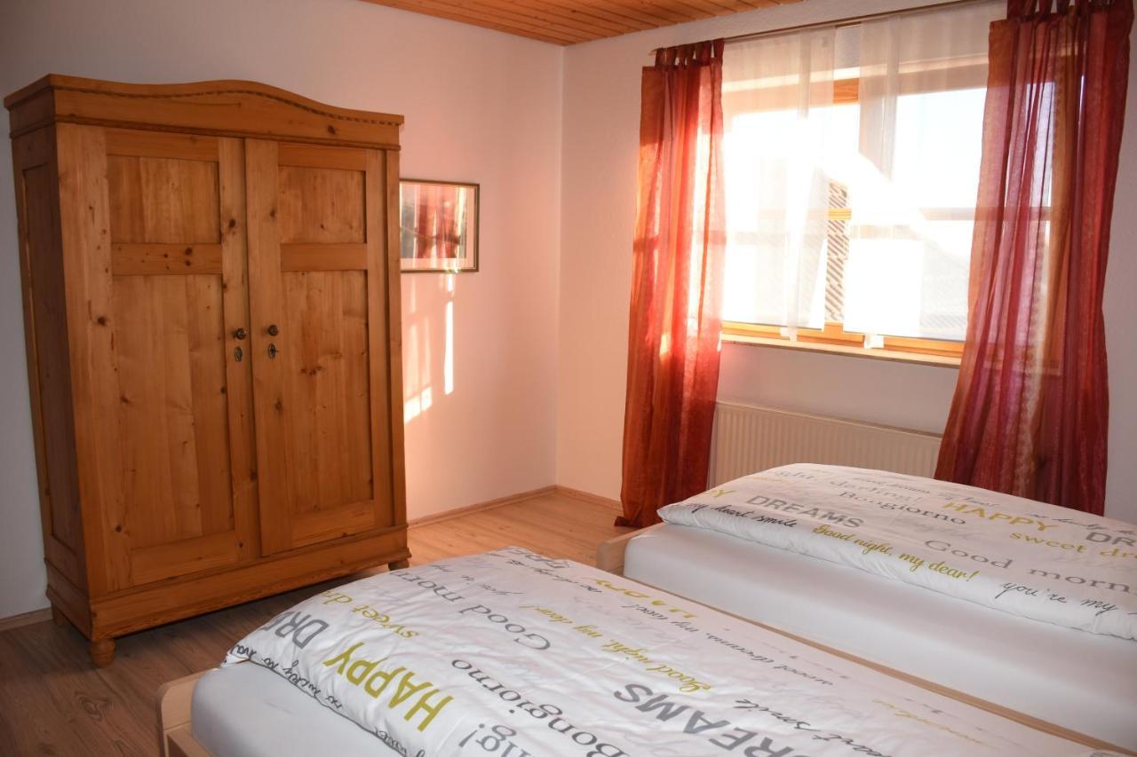 Ferienwohnung Im Rosengarten Ebenweiler Kültér fotó